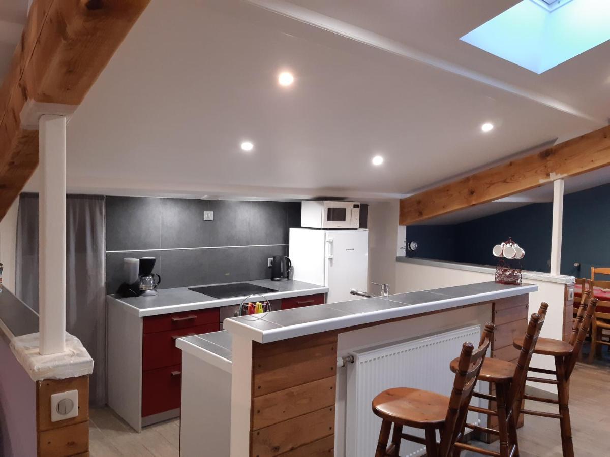Gites Les Maisons Rouges Jasseron Экстерьер фото
